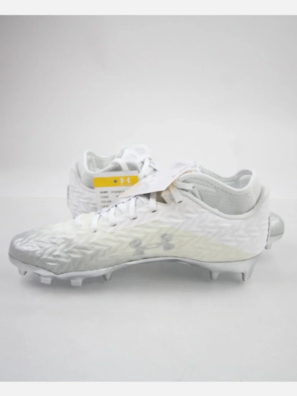 Mens NWT Under Armour Spotlight football cleats